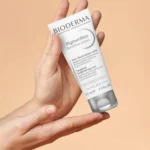 کرم روشن کننده نواحی حساس بدن بایودرما Bioderma | مدل Pigmentbio | کاهش لک‌ها و تیرگی‌ها، روشن‌کننده و یکنواخت‌کننده رنگ پوست نواحی حساس | 75 میل - Image 2