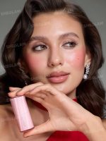 رژگونه استیکی کره ای شیگلم Sheglam مدل Buttery Bliss Blush Stick | رنگ Cherry Pick | با پوشش کرمی و ماندگاری طولانی - Image 3