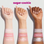 سایه 3 طبقه شیگلم Sheglam | مدل Hello Kitty | رنگ Sugar Cookie | پالت سه‌طبقه با رنگ‌دانه بالا برای آرایش چشم با تناژ ملایم و کاربردی | 4.3 گرم - Image 3